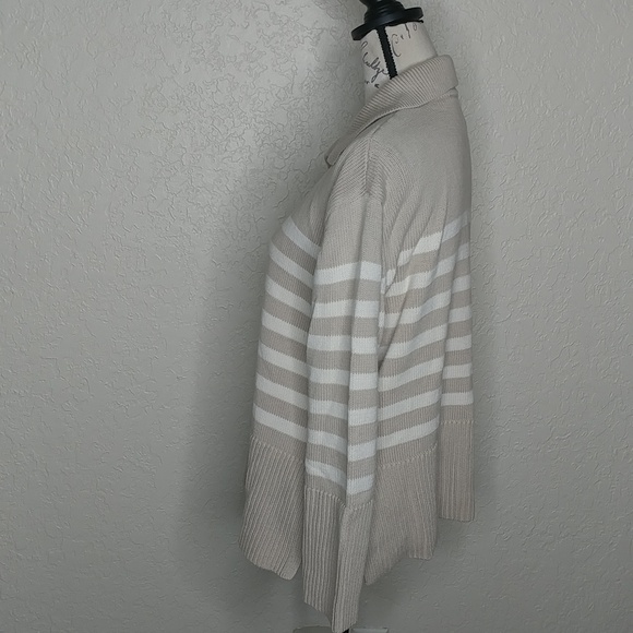 GAP Striped Sweater Size XS - Picture 2 of 6